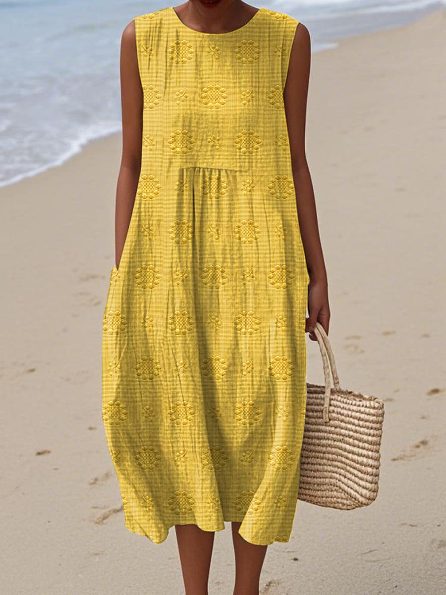 Women's Sleeveless Dress with Flowy Design and Versatile Style