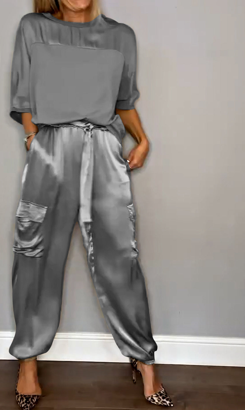Women’s Two-Piece Outfit Set | Cargo Style Pants