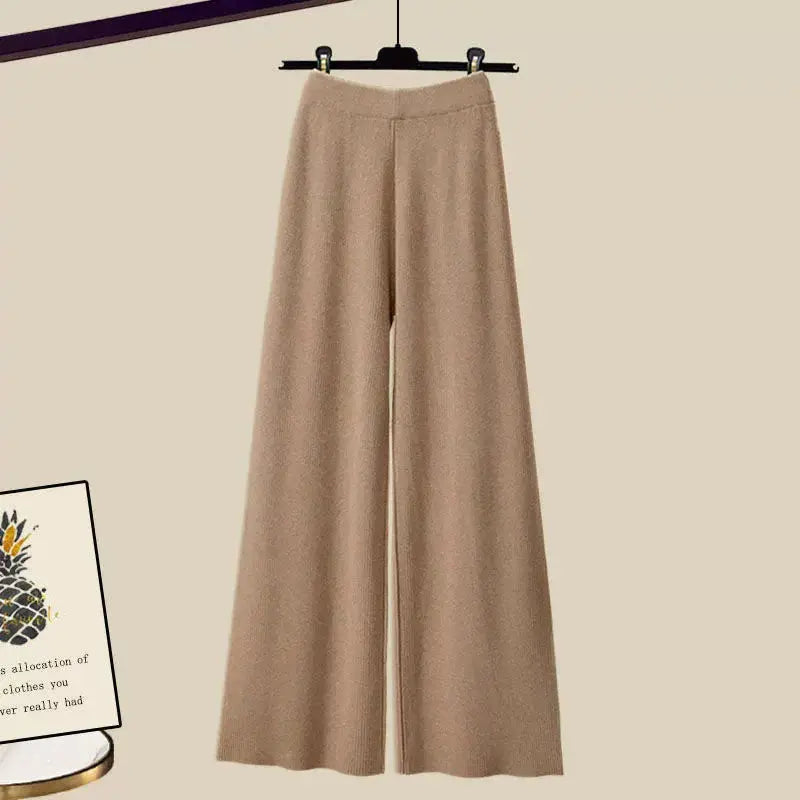 Women’s Three-Piece Set | Clean Design
