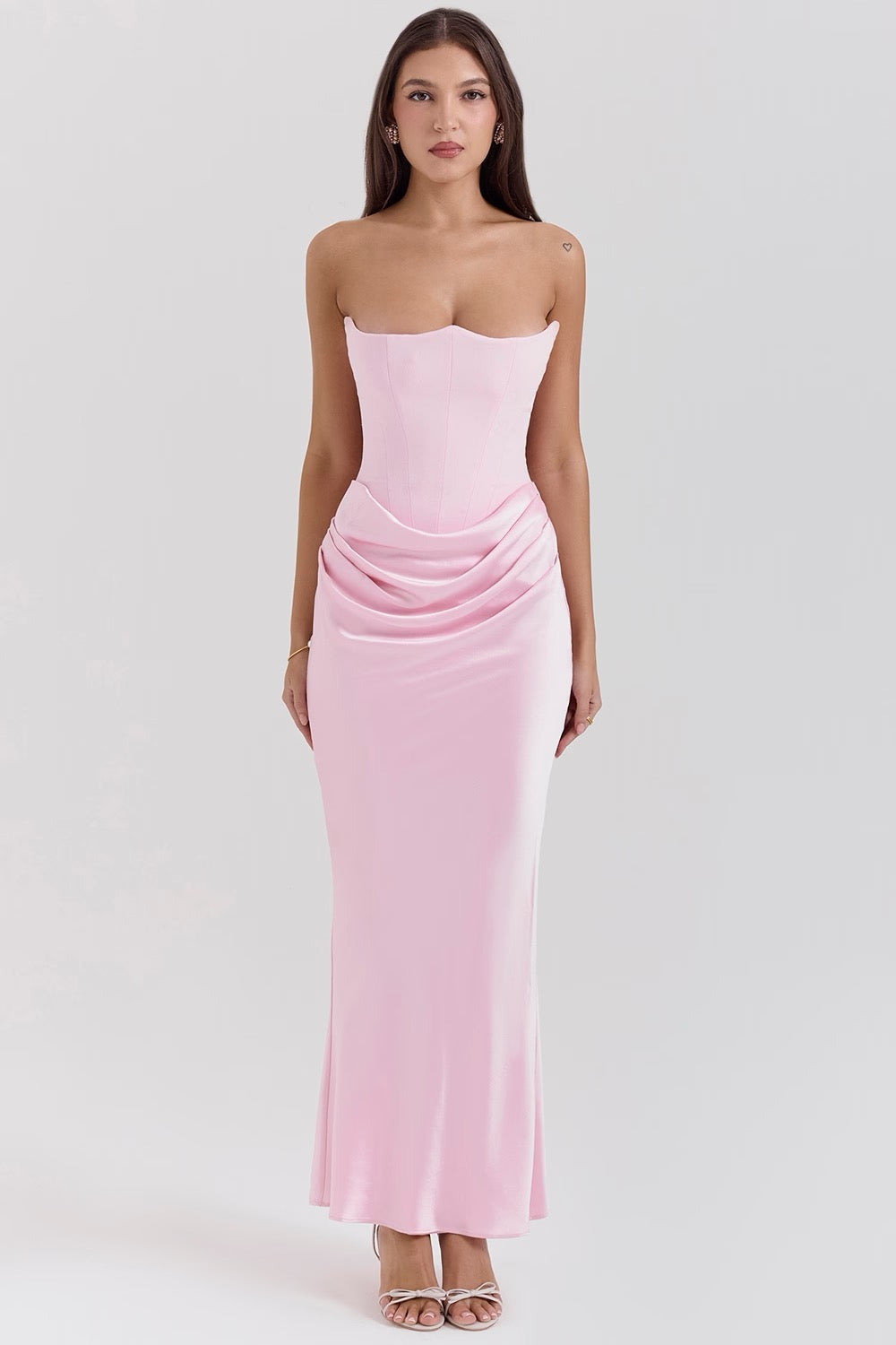 Women's Lace Strapless Dress with Elegant Design and Versatile Style