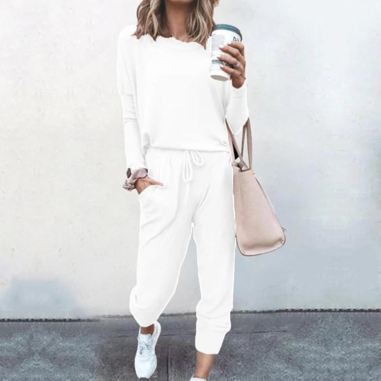 Women's Jogger Lounge Set with Adjustable Waist and Soft Fabric