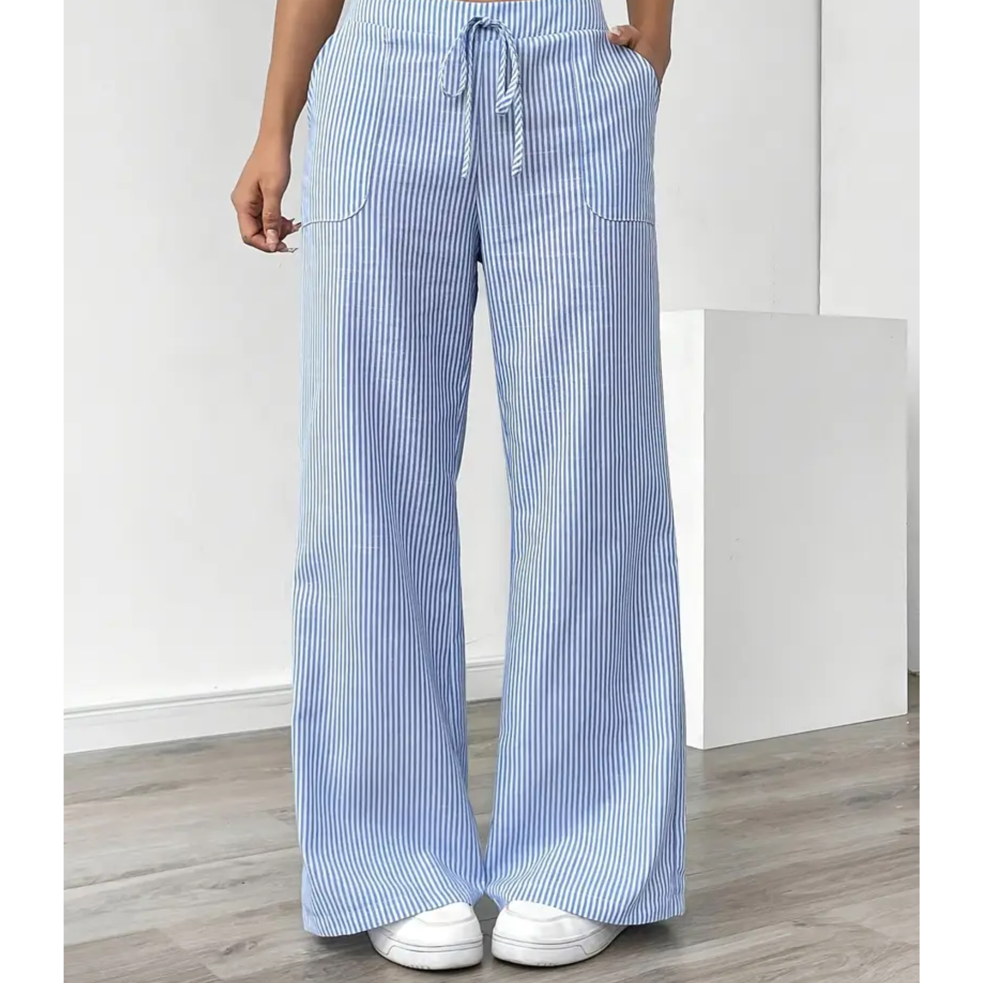 Women's Striped Trousers with Pockets and Relaxed Fit