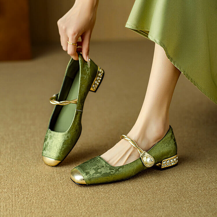 Women’s Flat Shoes | Mary Jane Style
