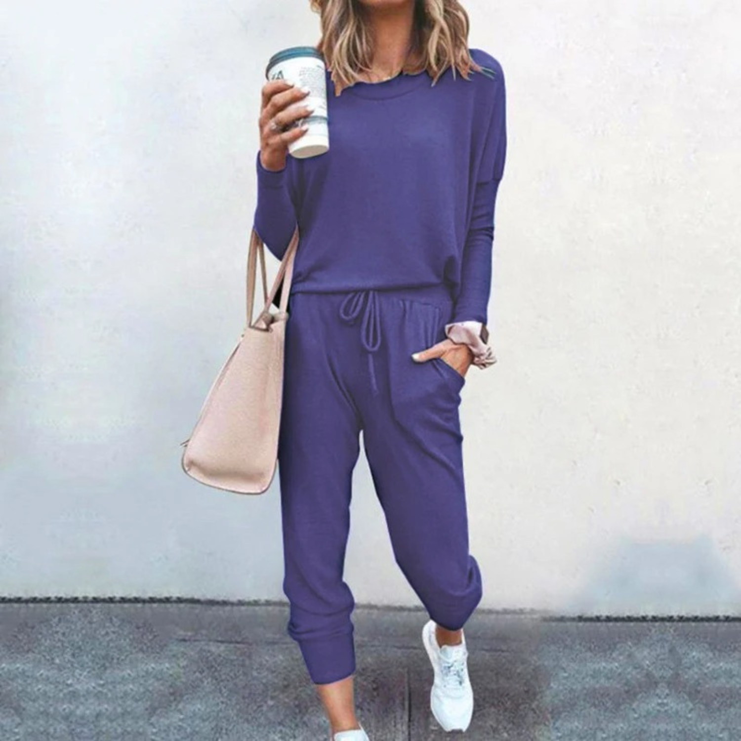 Women's Jogger Lounge Set with Adjustable Waist and Soft Fabric