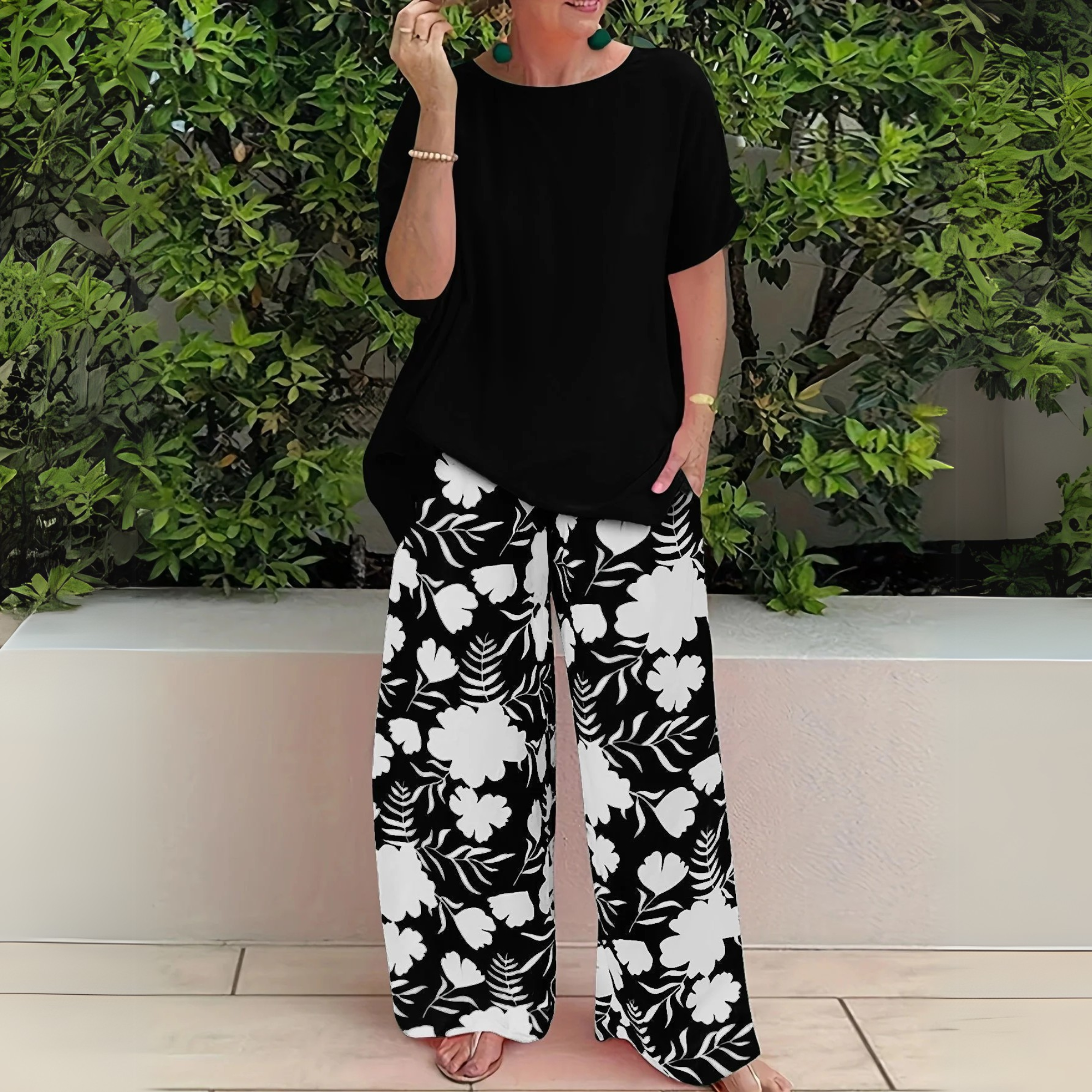 Women's Two-Piece Set with Versatile Style and Comfortable Fit