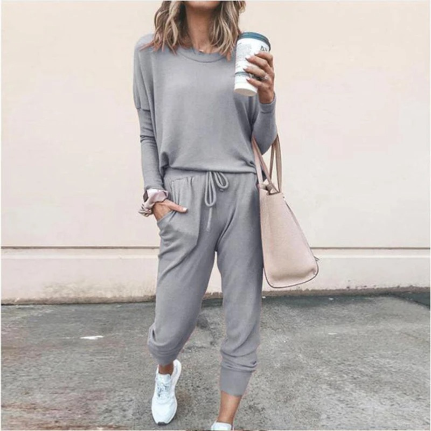Women's Jogger Lounge Set with Adjustable Waist and Soft Fabric
