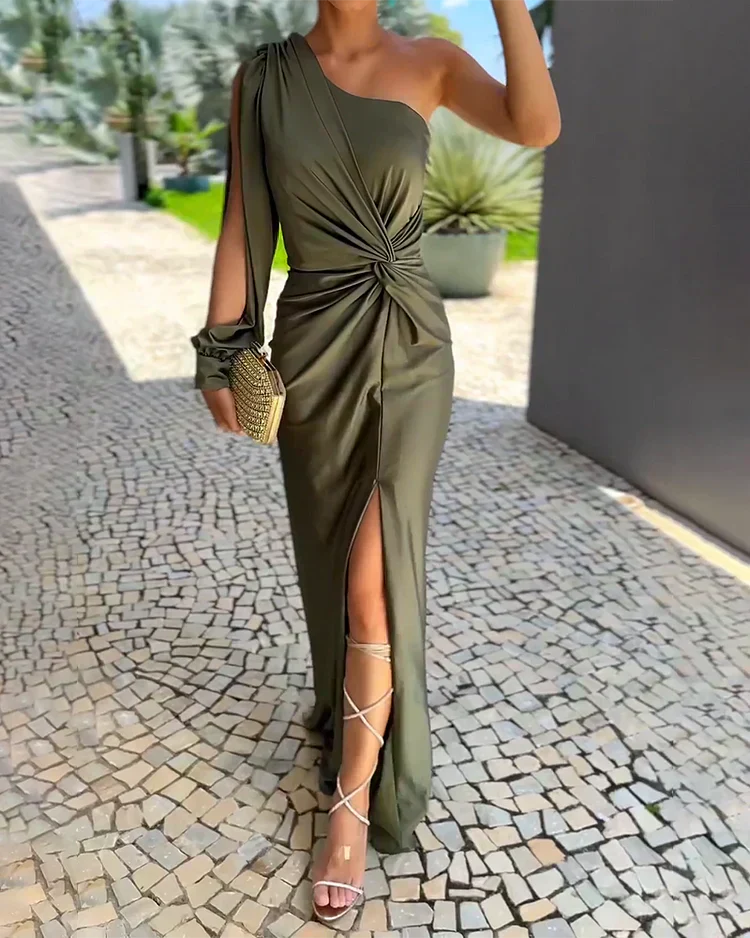 Women's Pleated Dress with Elegant Design and Versatile Style