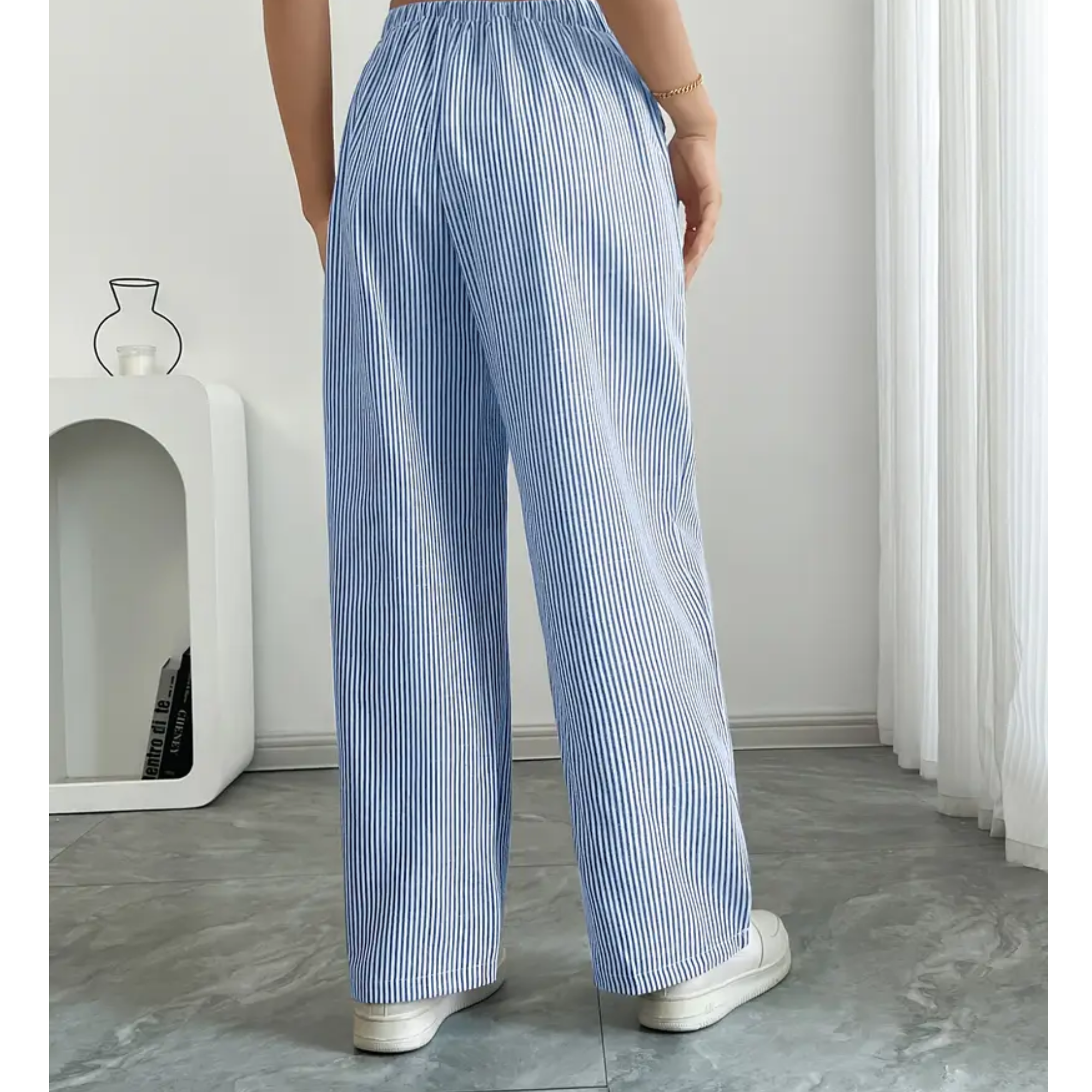 Women's Striped Trousers with Pockets and Relaxed Fit