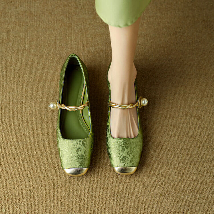 Women’s Flat Shoes | Mary Jane Style