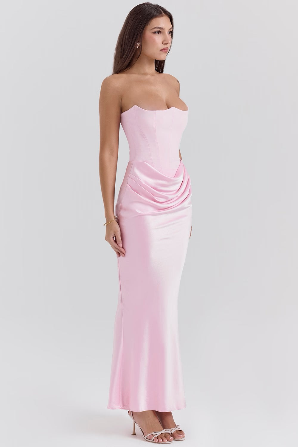 Women's Lace Strapless Dress with Elegant Design and Versatile Style