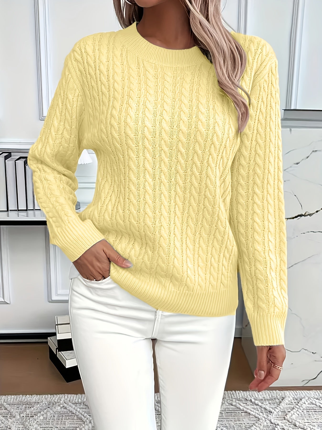 Women's Cable Knit Jumper with Cozy Texture and Versatile Style
