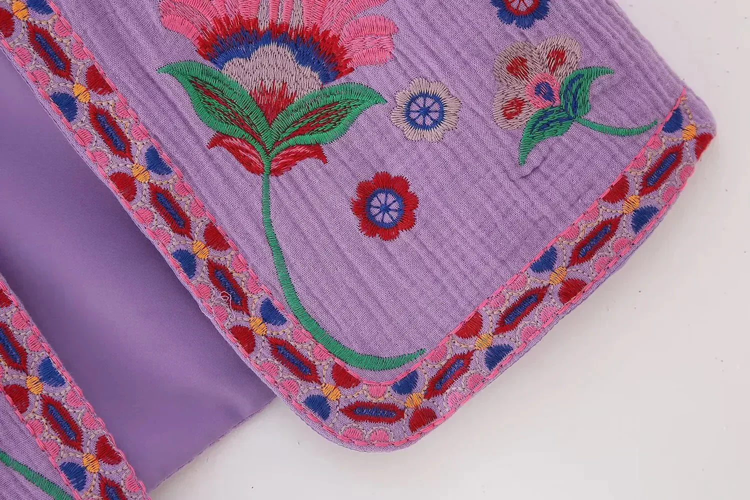 Women's Boho-Style Floral Vest with Open Front and Lightweight Design