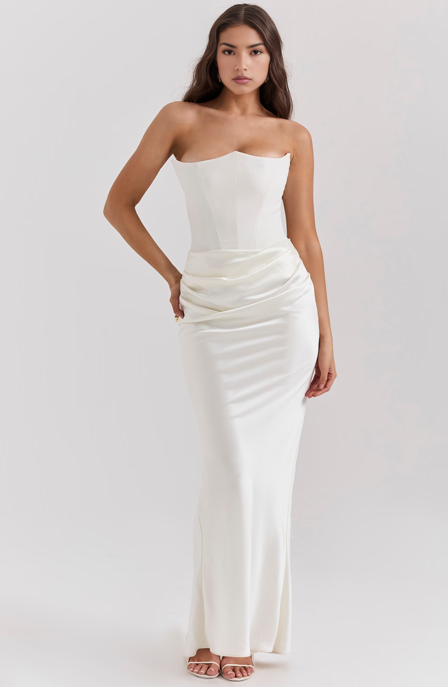 Women's Lace Strapless Dress with Elegant Design and Versatile Style