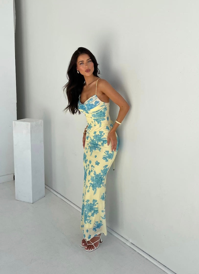 Women's Floral Maxi Dress with Flowing Skirt and Short Sleeves
