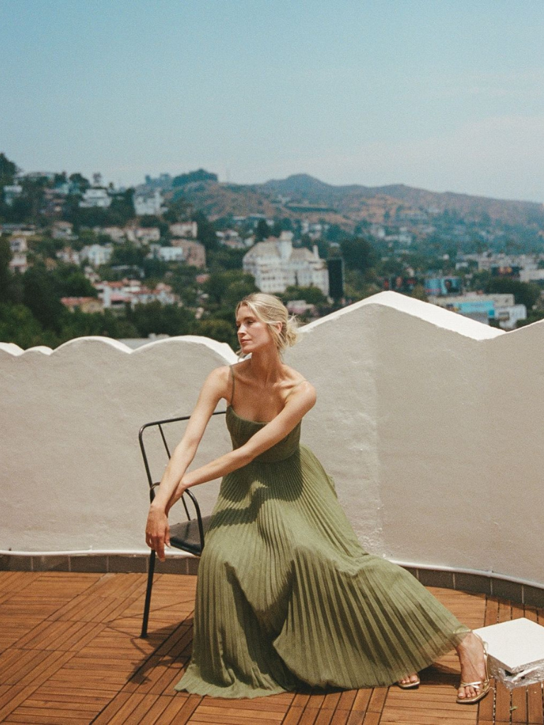 Women's Pleated Maxi Dress with Sculpted Design and Flowy Silhouette