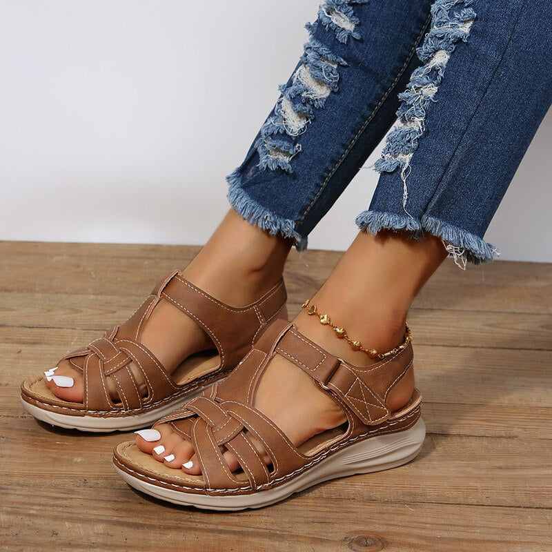 Women’s Hiking Sandals | Platform Design