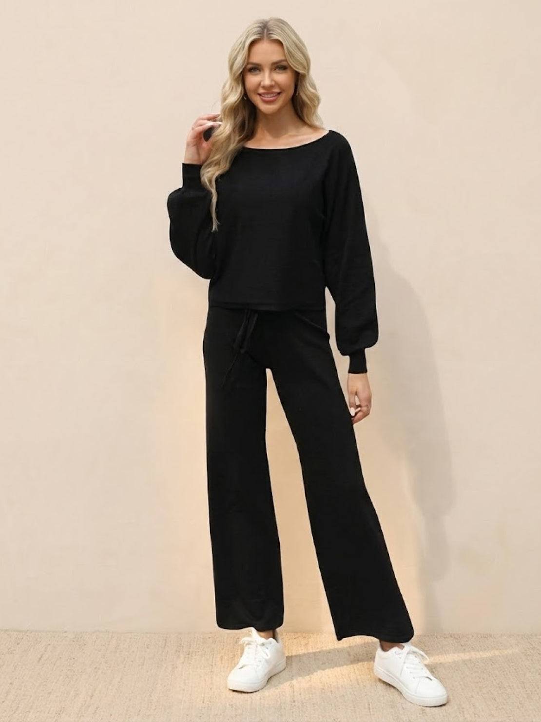 Women's Lounge Set with Cropped Sweatshirt and Wide-Leg Trousers