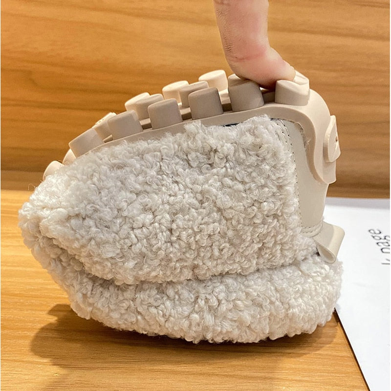 Women’s Moccasin Shoes | White Design