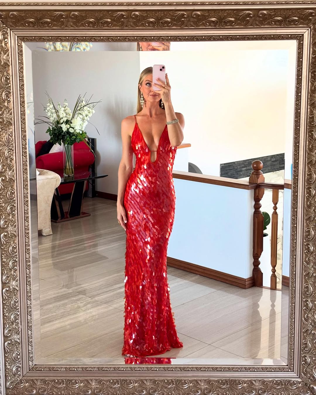 Women's Backless Sequin Dress with Elegant Design and Versatile Style