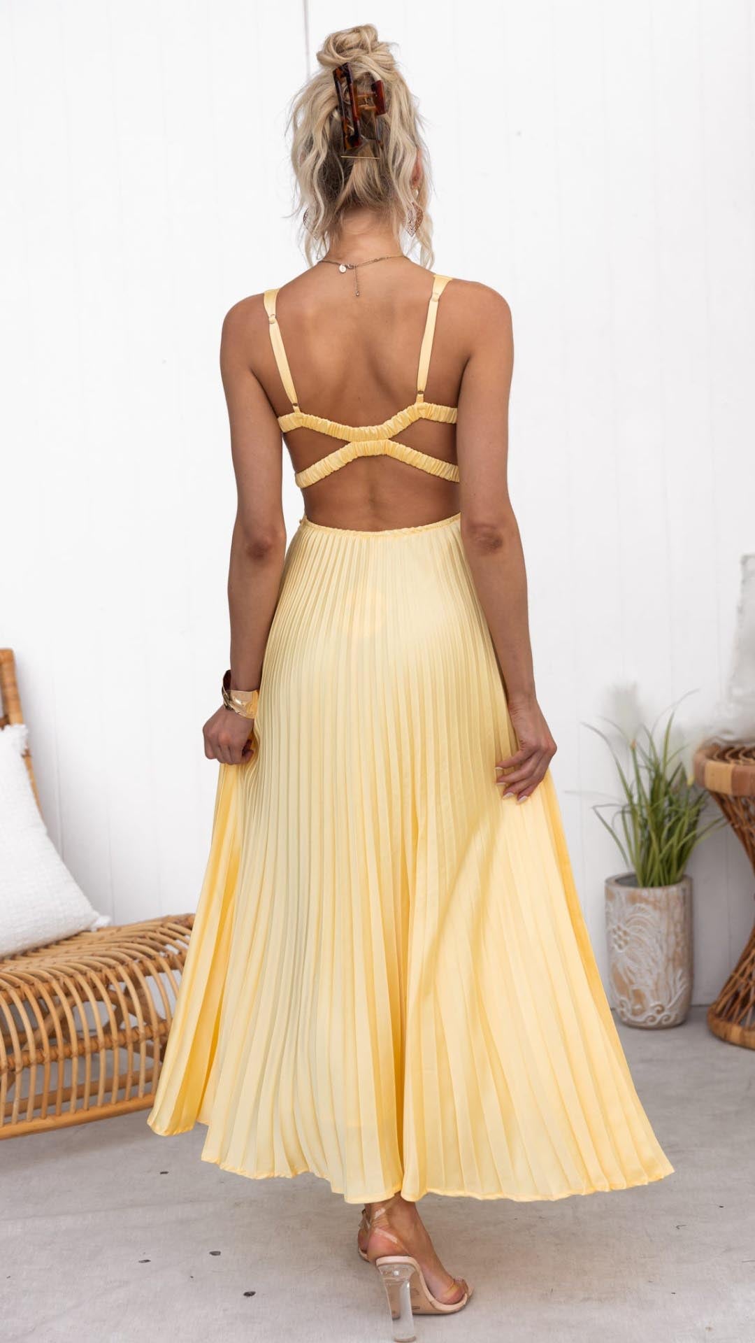Women's Pleated Maxi Dress with V-Neck and Flowing Design