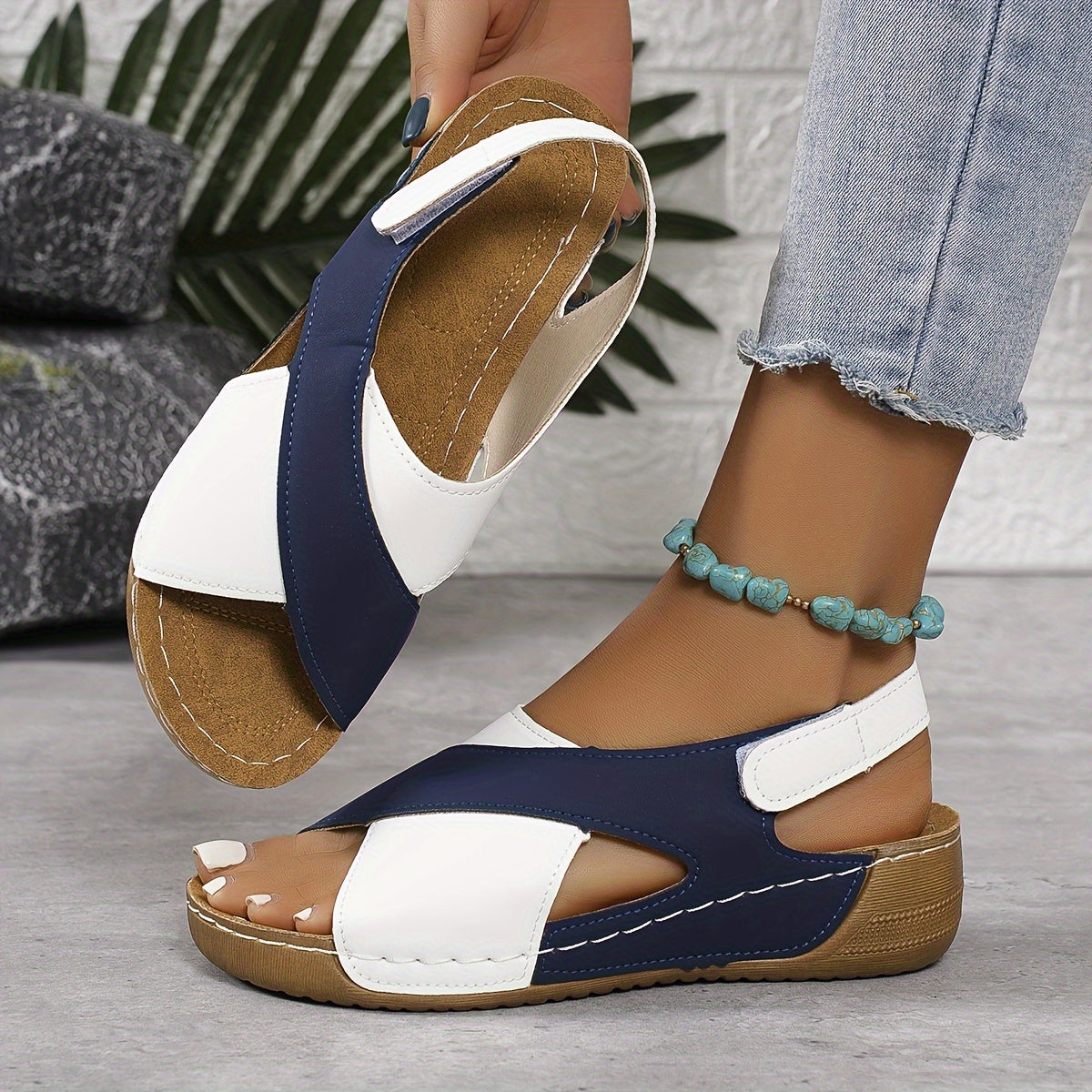 Women’s Hiking Sandals | Clean Design