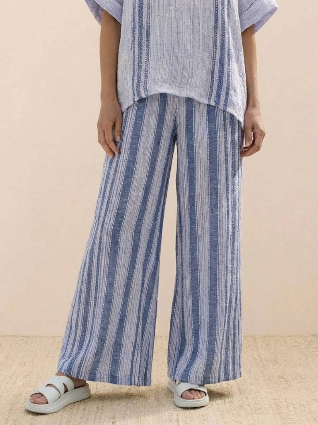 Women's Striped Two-Piece Set with Wide-Leg Trousers and Tee