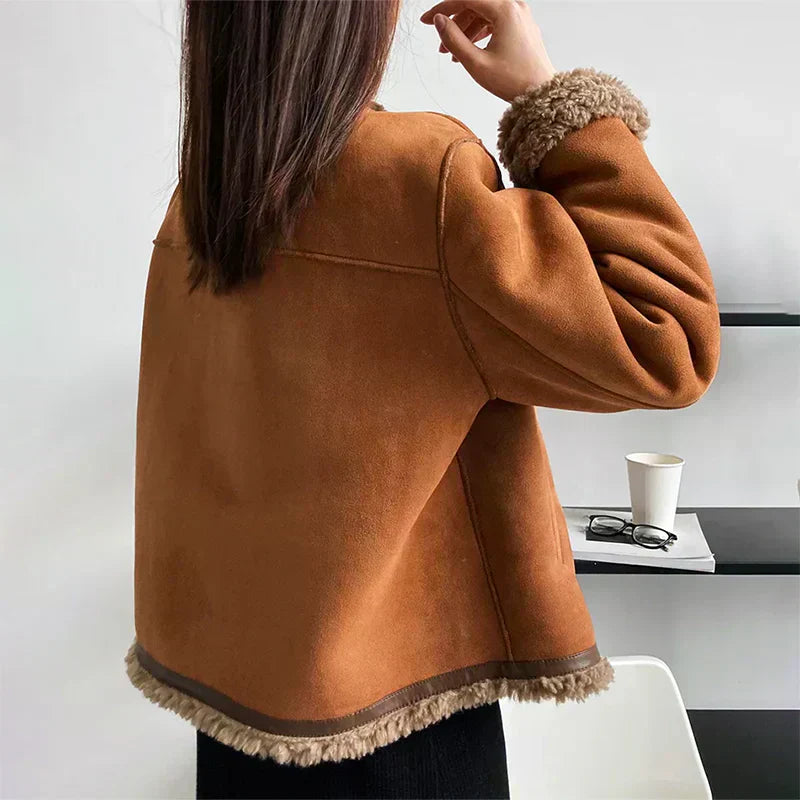 Women's Classic Jacket with Tailored Fit and Versatile Style