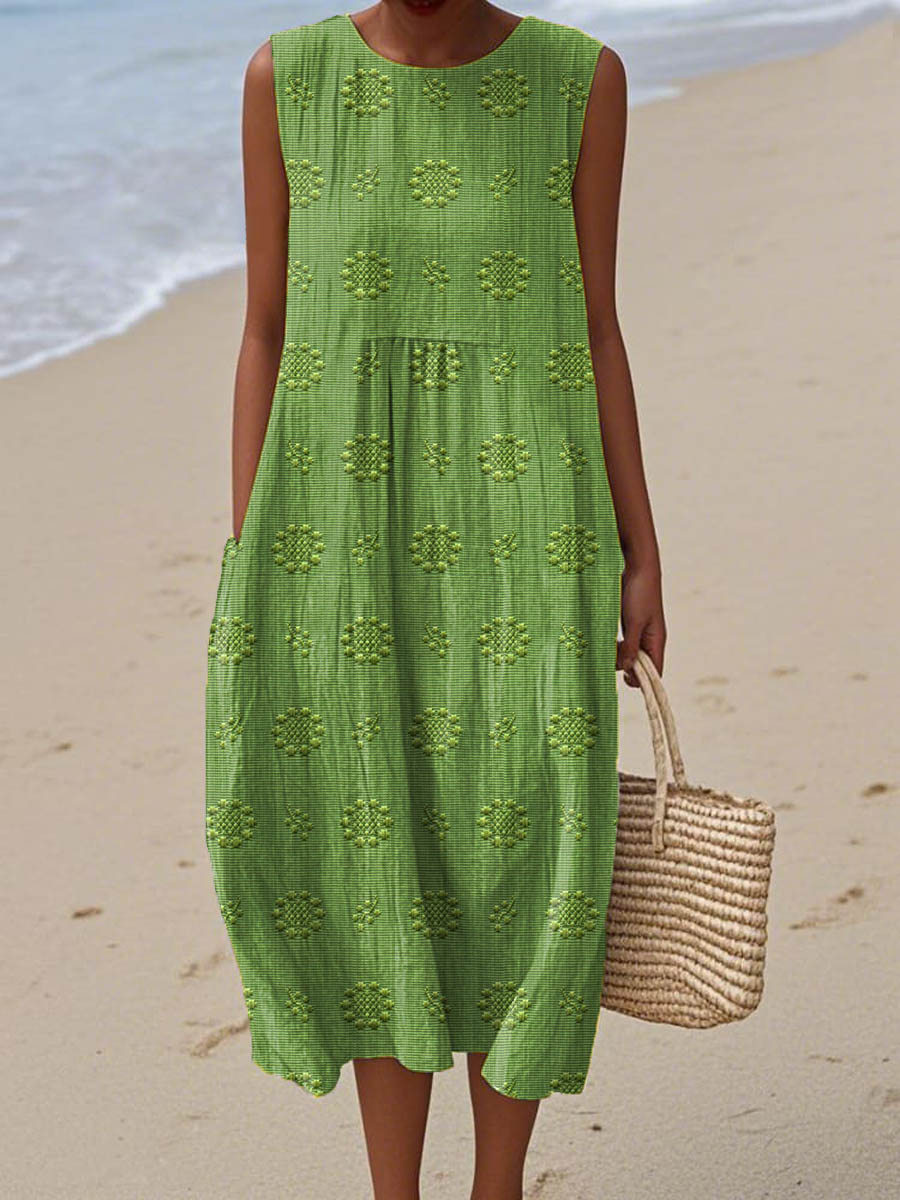 Women's Sleeveless Dress with Flowy Design and Versatile Style