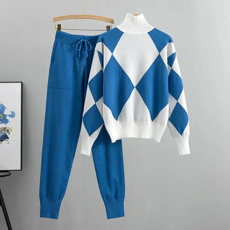 Women's Two-Piece Set with Coordinated Design and Versatile Style