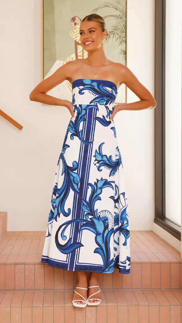 Women's Printed Dress with Flowy Design and Short Sleeves