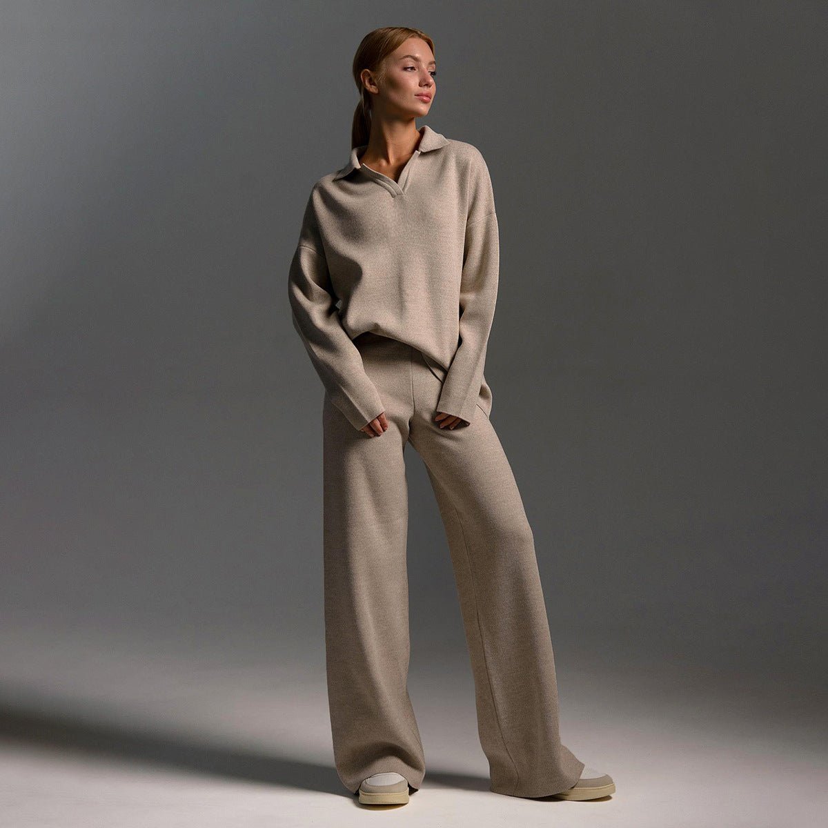 Women's Knitted Tracksuit with Soft Fabric and Relaxed Fit
