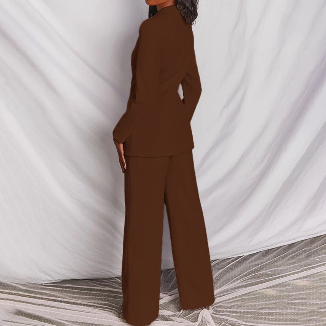Women's Blazer and Trousers Set with Tailored Fit and Versatile Style