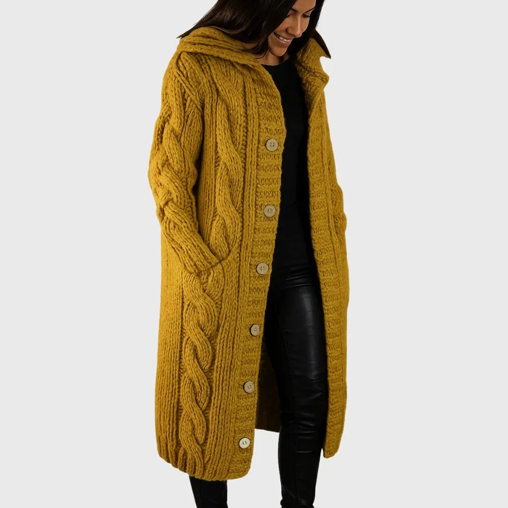 Women's Cozy Outerwear Coat with Warmth and Functional Pockets