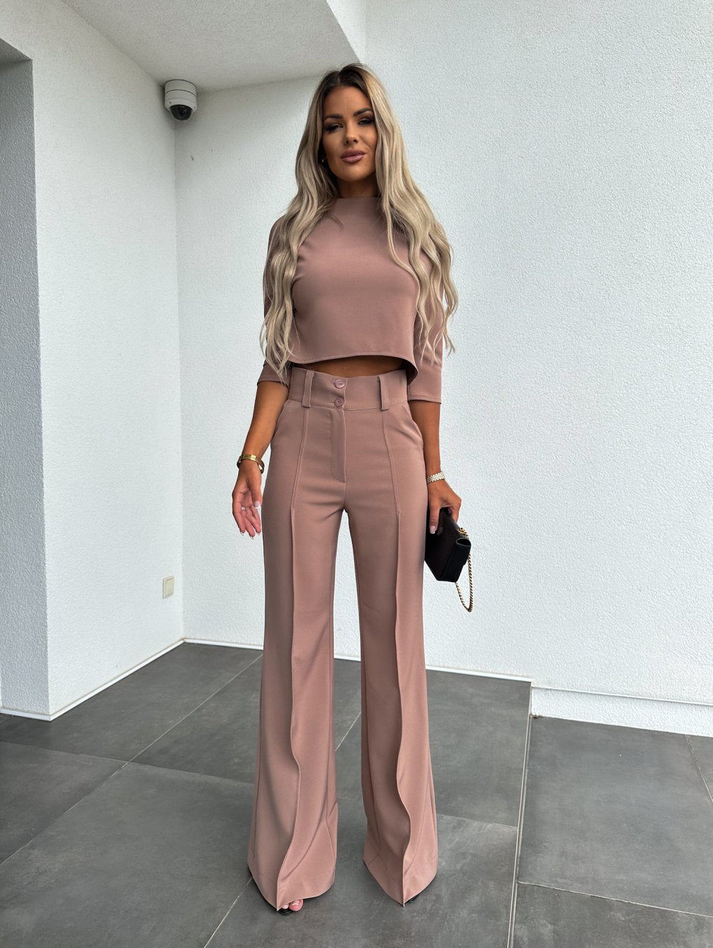 Women's Two-Piece Lounge Set with Relaxed Fit and Soft Fabric