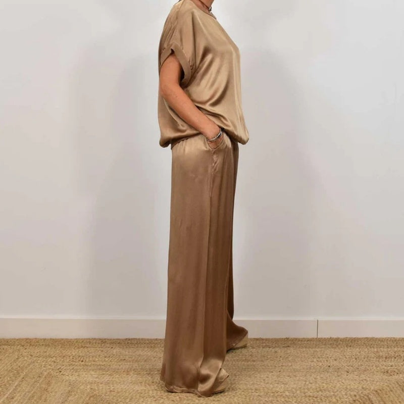 Women’s Matching Two-Piece Set | Simple Design