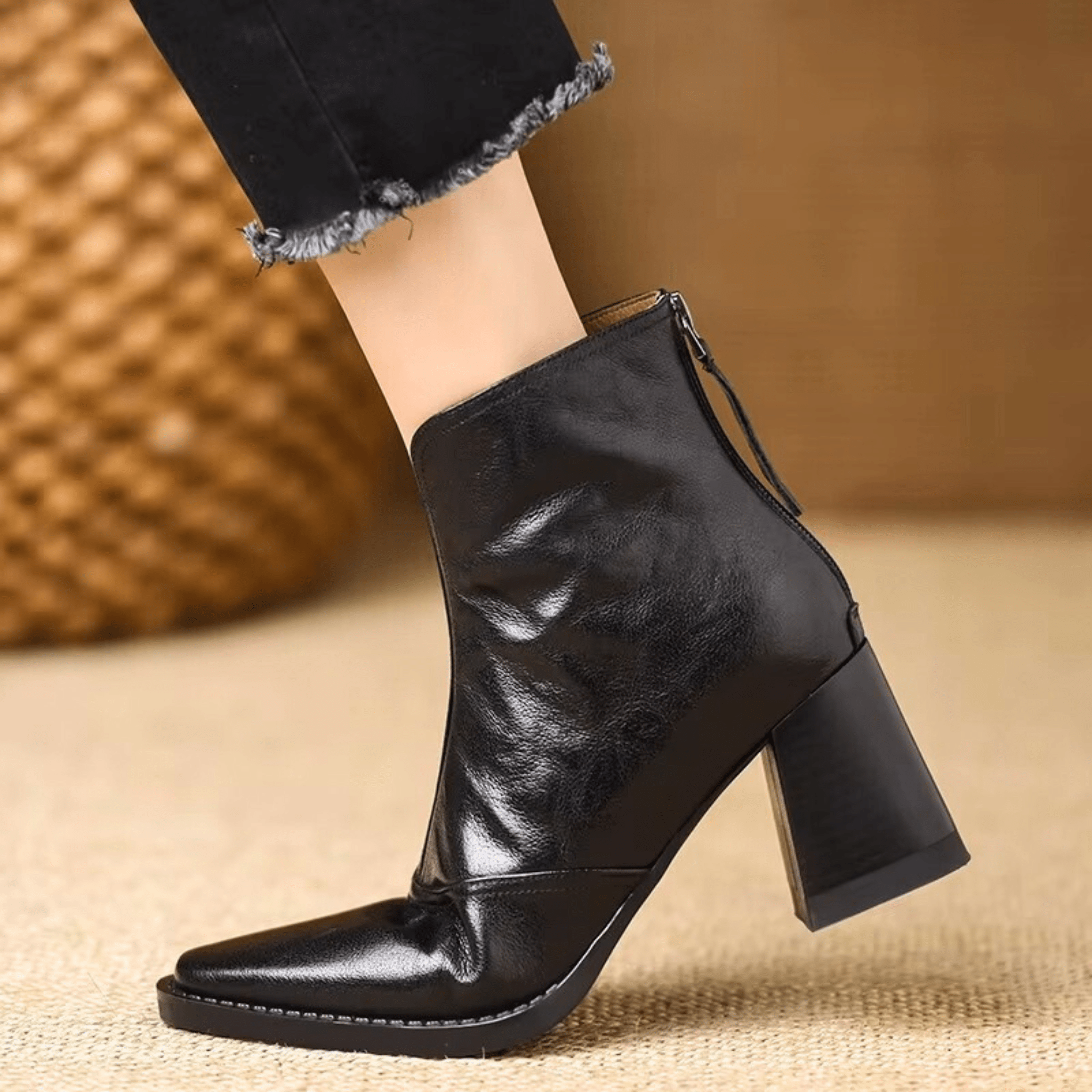 Tynah | Orthopedic Boots