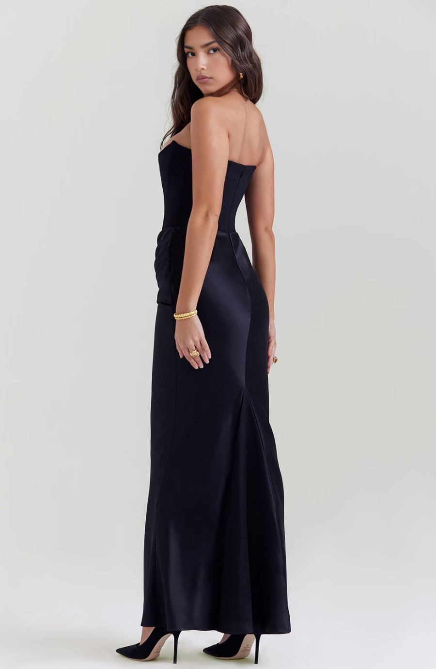 Women's Lace Strapless Dress with Elegant Design and Versatile Style