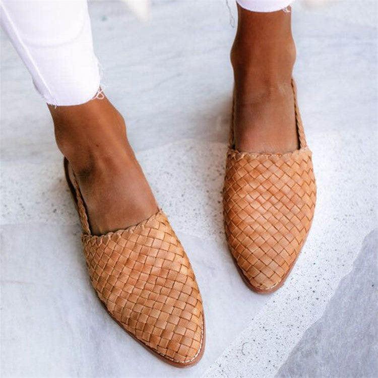 Women’s Closed-Toe Flats | Slingback Design