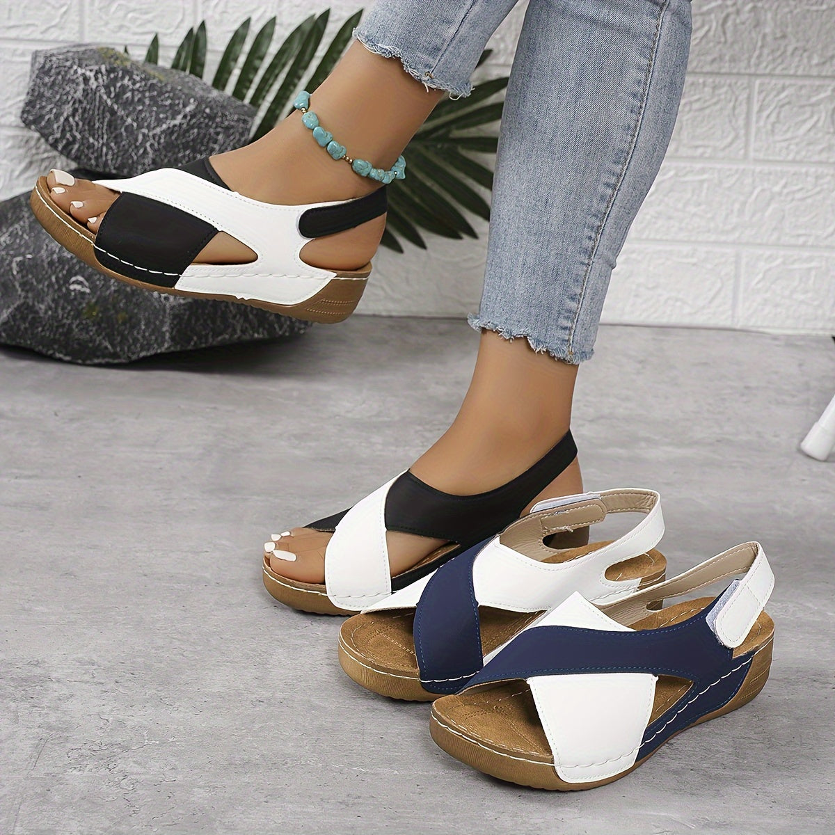 Women’s Hiking Sandals | Clean Design