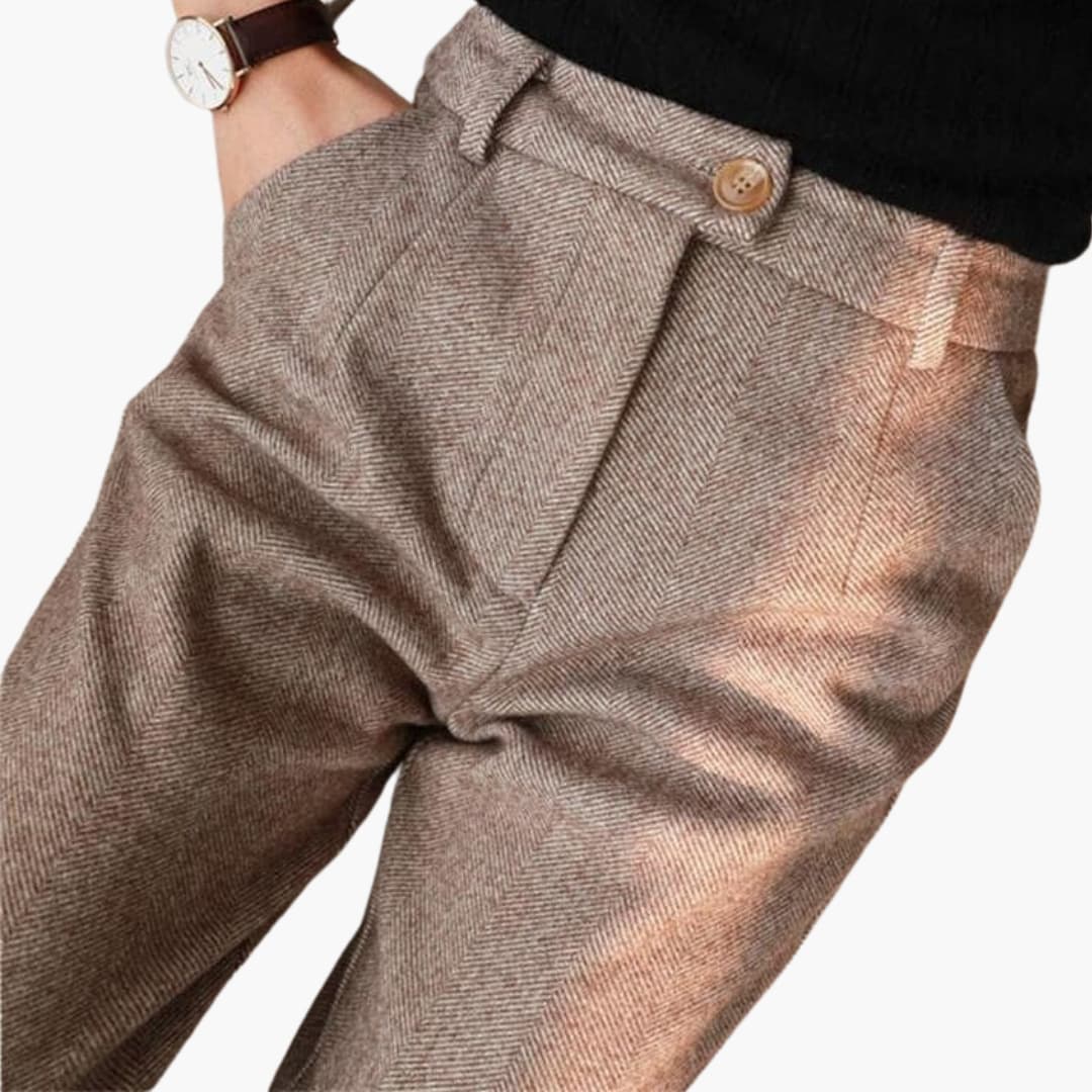 Women's Tailored Trousers with Classic Fit and Versatile Design