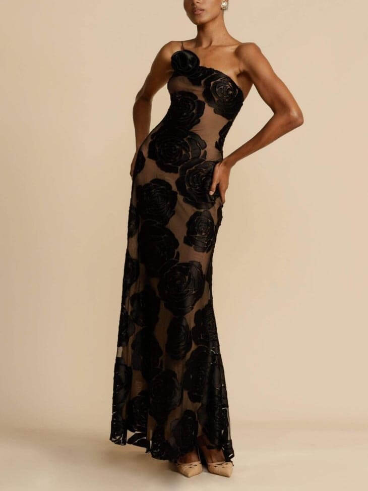 Women's Floral Maxi Dress with Sleeveless Design and Flowing Skirt
