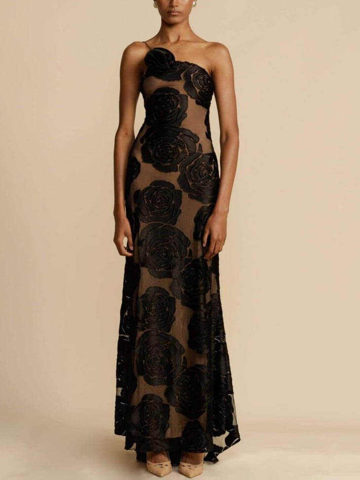 Women's Floral Maxi Dress with Sleeveless Design and Flowing Skirt