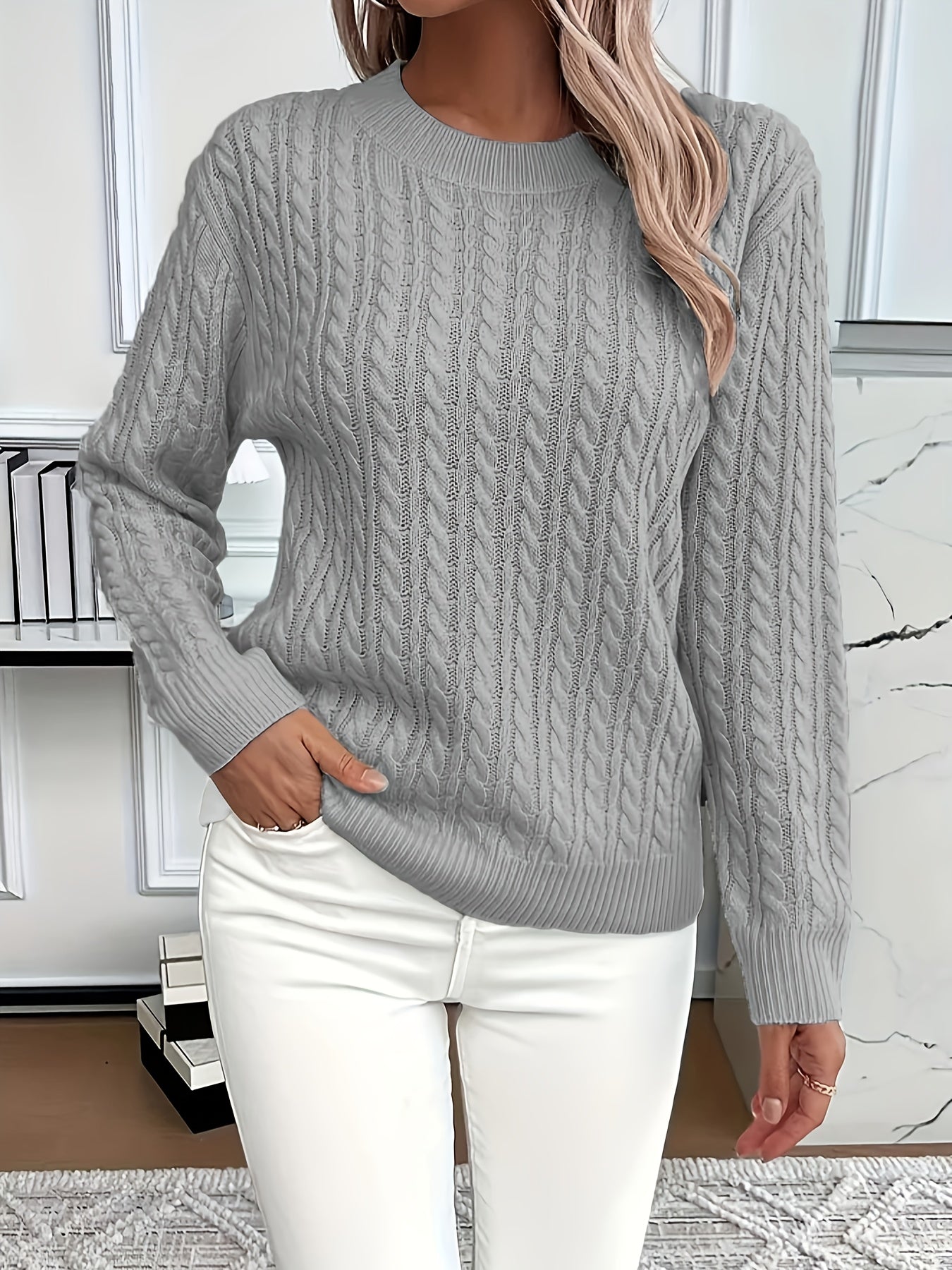 Women's Cable Knit Jumper with Cozy Texture and Versatile Style