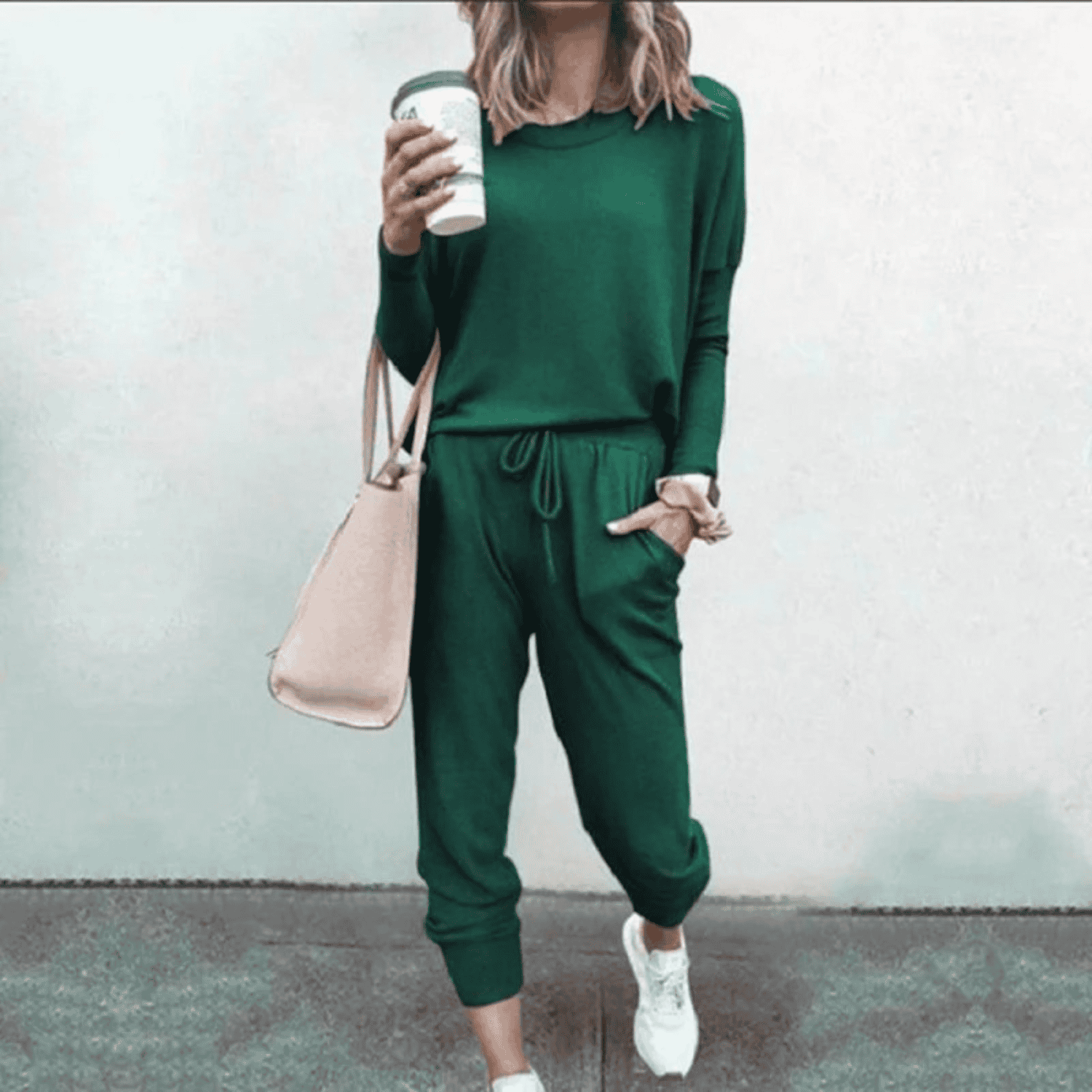 Women's Jogger Lounge Set with Adjustable Waist and Soft Fabric