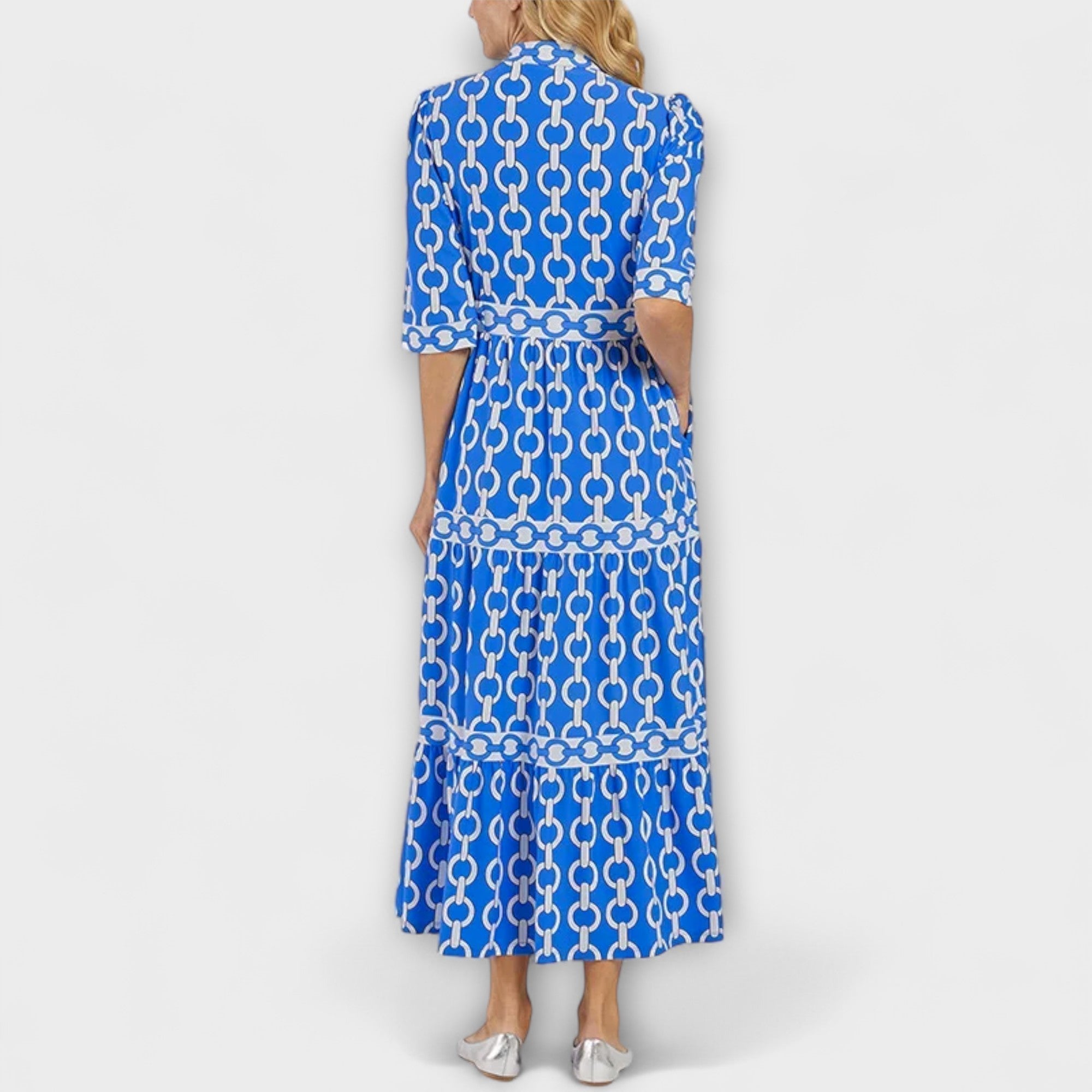 Women's Midi Dress with Chain Pattern and Sleeveless Design
