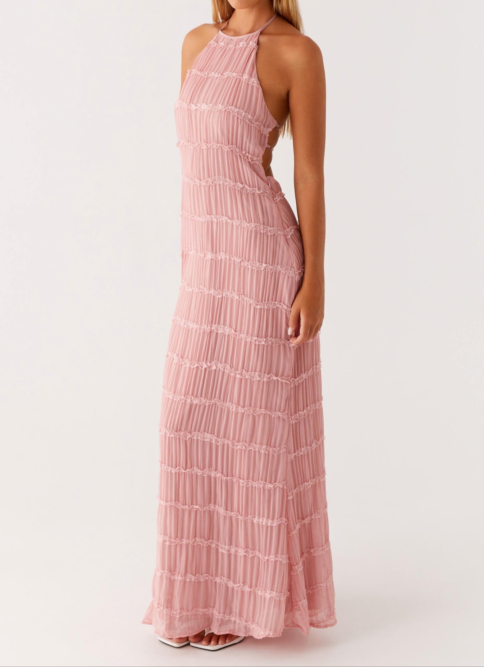 Women's Halter Maxi Dress with Flowing Skirt and Adjustable Neckline
