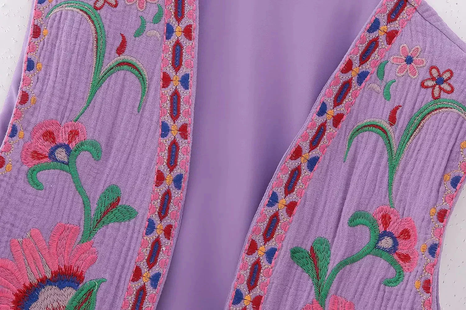 Women's Boho-Style Floral Vest with Open Front and Lightweight Design