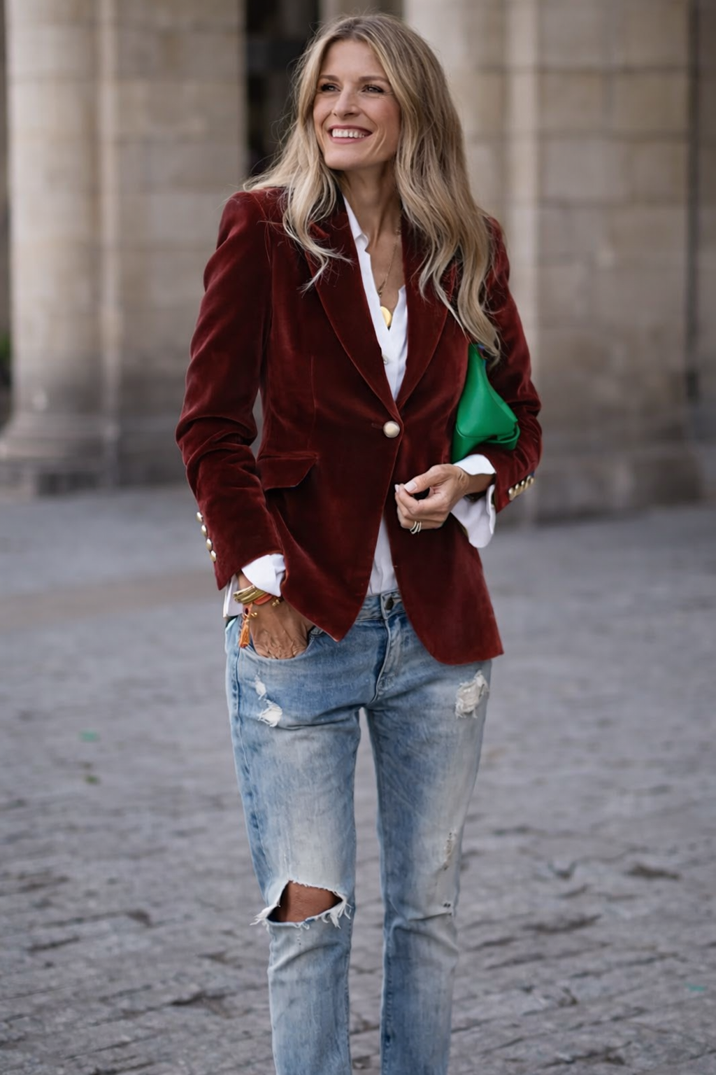 Women's Blazer with Velvet Fabric and Tailored Fit