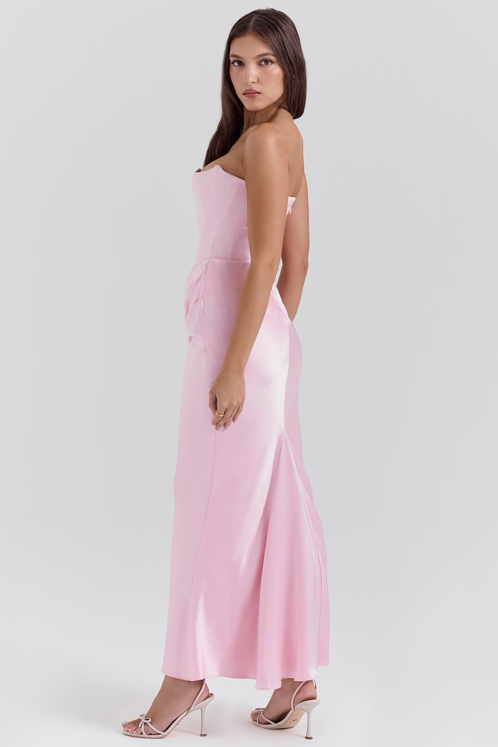 Women's Lace Strapless Dress with Elegant Design and Versatile Style