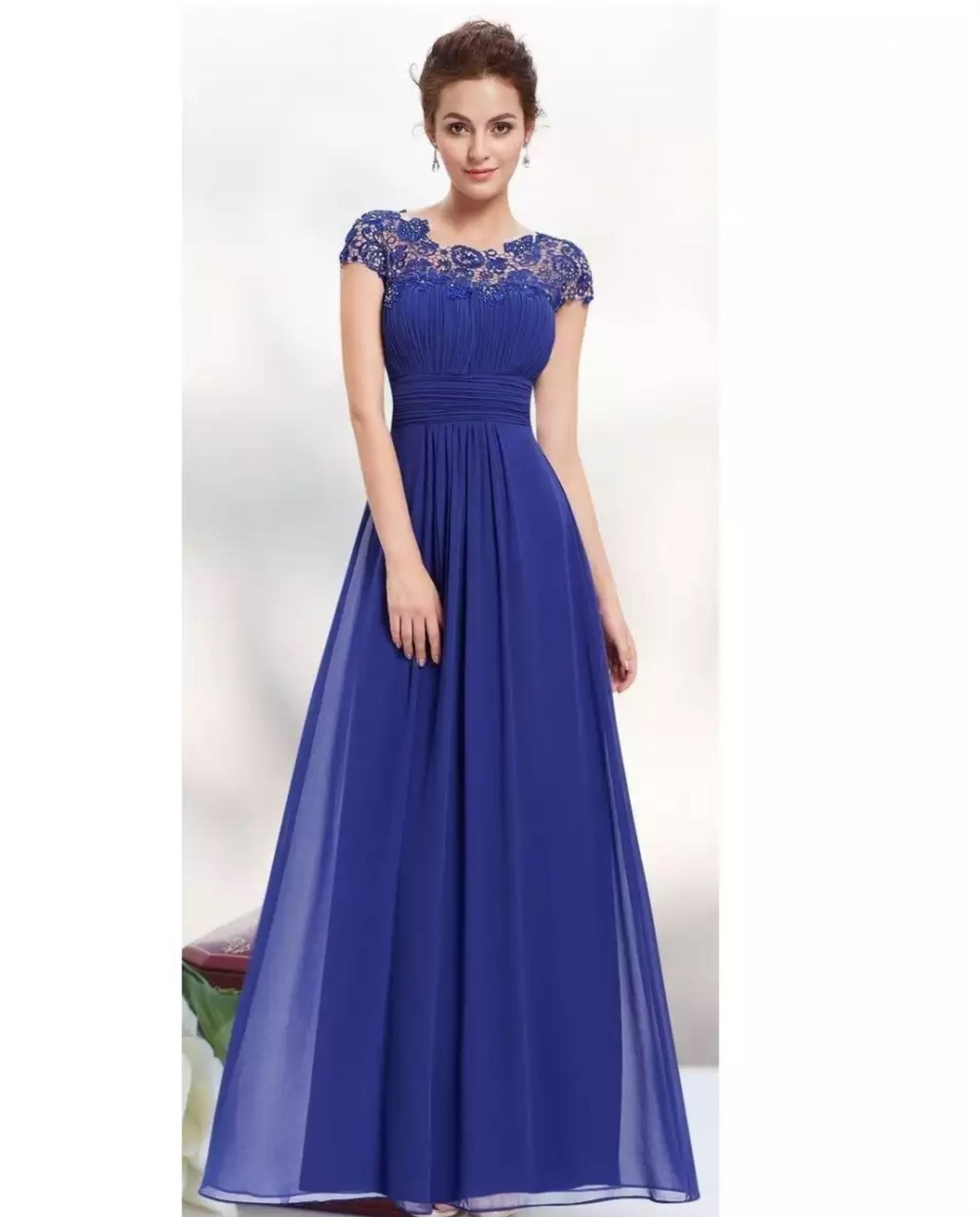 Women's Mother of the Bride Dress with Classic Design and Timeless Appeal